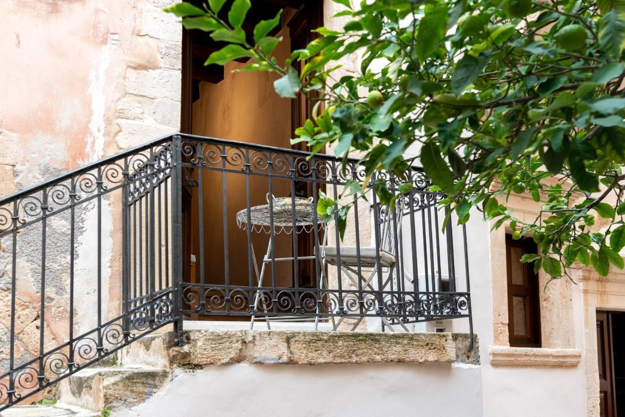 Oniros Residenza Vecchia Aparthotel Ханя Екстериор снимка